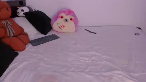 Sara  online show from 11.22.25