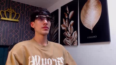 Snapshot of noah_brigth chatting on 02.23.25 Noah Brigth online show from 02.23.25