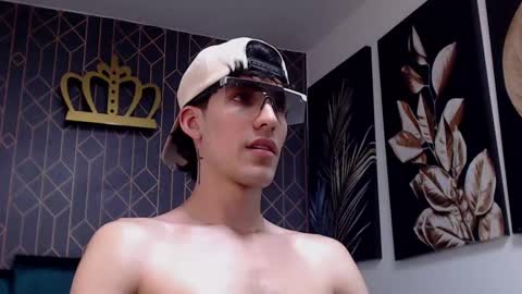 Snapshot of noah_brigth chatting on 03.06.25 Noah Brigth online show from 03.06.25