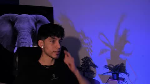 Snapshot of noah_brigth chatting on 10.09.25 Noah Brigth online show from 10.09.25