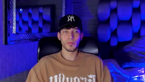 Snapshot of noah_brigth chatting on 10.26.25 Noah Brigth online show from 10.26.25