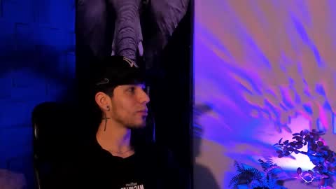 Noah Brigth online show from 11.11.25