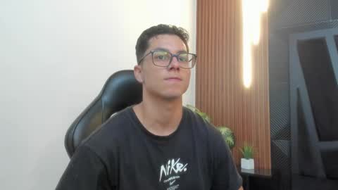 Noah online show from 12.22.25