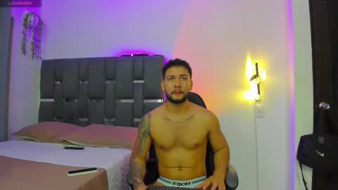 Snapshot of noah_corvelle chatting on 02.06.26 NOAH online show from 02.06.26