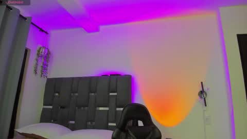 Snapshot of noah_corvelle chatting on 02.08.26 NOAH online show from 02.08.26