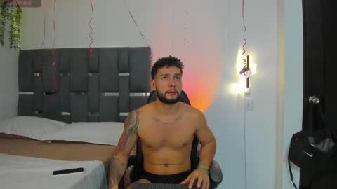 Snapshot of noah_corvelle chatting on 02.24.26 NOAH online show from 02.24.26