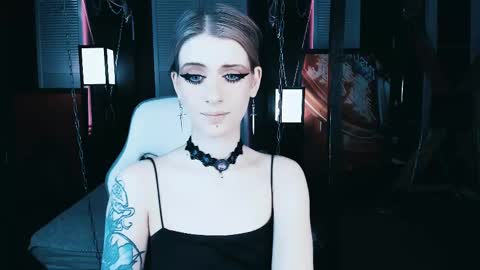 REAL name LiaDM are always open online show from 02.26.25