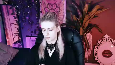 Snapshot of noah_elmer chatting on 06.24.26 REAL name LiaDM are always open online show from 06.24.26