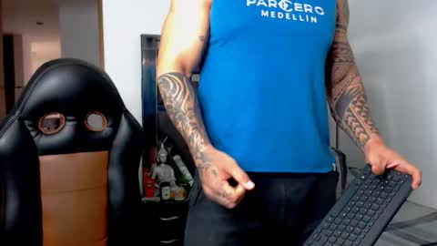 Noah Harris01 online show from 10.23.25