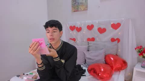 Snapshot of noah_lewiss chatting on 02.17.26 NOAH online show from 02.17.26