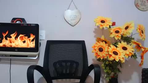 Noah Millers online show from 01.12.25