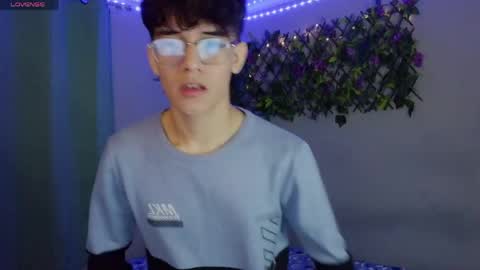 Snapshot of noah_millerx_ chatting on 03.31.26 noah online show from 03.31.26