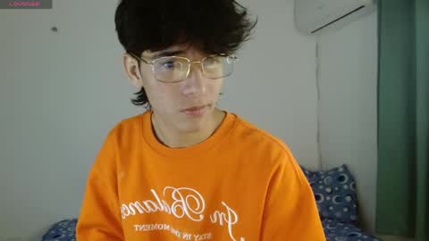 Snapshot of noah_millerx_ chatting on 05.03.26 noah online show from 05.03.26