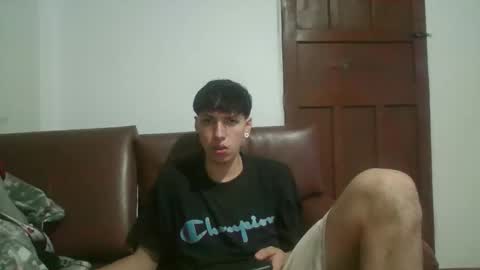 Snapshot of noah_mod chatting on 05.17.26 noah_mod online show from 05.17.26