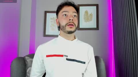 Snapshot of noah_ricci_ chatting on 04.20.26 online show from 04.20.26
