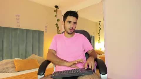 noah sin  online show from 06.12.26