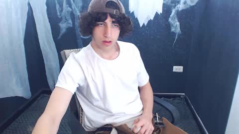 noah_sokolov online show from 11.04.25