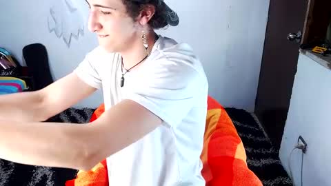 Snapshot of noah_sokolov_ chatting on 06.03.26 Kervs online show from 06.03.26