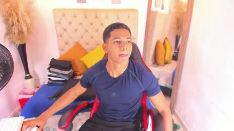 N O AH - S T H O  N E online show from 03.16.26