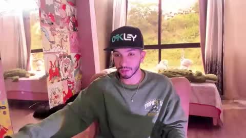 noah_walker18 online show from 01.06.26