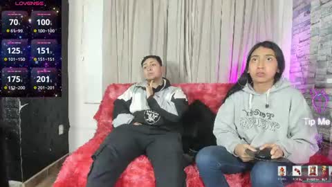 Snapshot of noahandbunny chatting on 06.19.26 Noahandbunny online show from 06.19.26