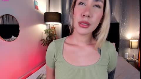 Snapshot of noahandlauren chatting on 03.03.25 . . online show from 03.03.25