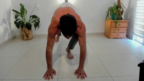 LIAM- noah online show from 12.20.25