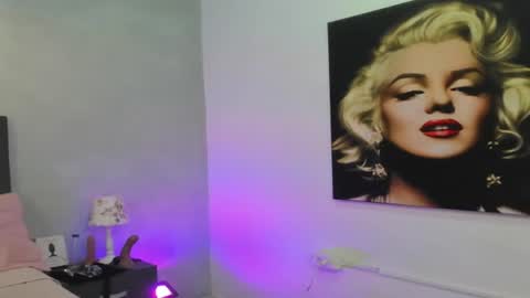 Snapshot of noahfox_12 chatting on 02.19.25 Noah fox online show from 02.19.25