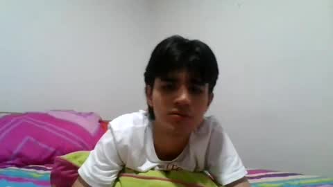 Snapshot of noahtwink__ chatting on 10.31.25 Noah online show from 10.31.25