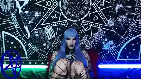 caroline online show from 12.21.24