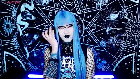 caroline online show from 09.21.25