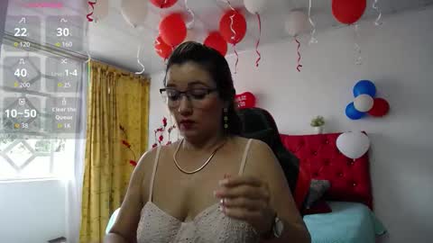 noelia_milfs online show from 02.14.26