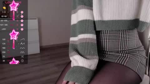 Snapshot of noelleneptune chatting on 09.15.25 noelleneptune online show from 09.15.25