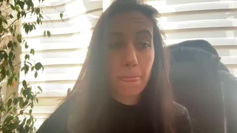 Snapshot of noemitaboo chatting on 12.18.25 NoemiTaboo online show from 12.18.25