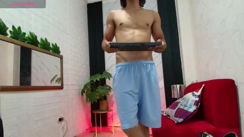 Snapshot of noha_castellano chatting on 02.26.26 online show from 02.26.26