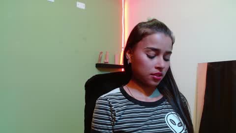 Noha Thomson online show from 12.14.24