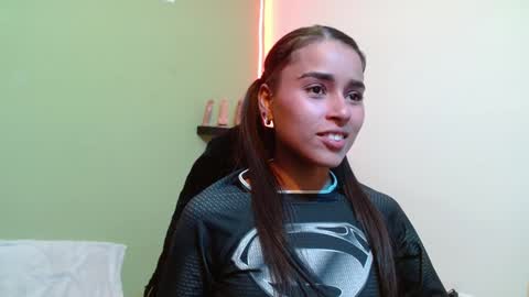 Noha Thomson online show from 12.19.24