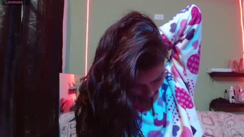 Noha Thomson online show from 02.28.25