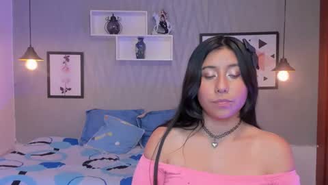  Nohemi   online show from 02.15.25