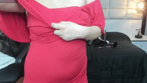  Nohemi   online show from 09.23.25