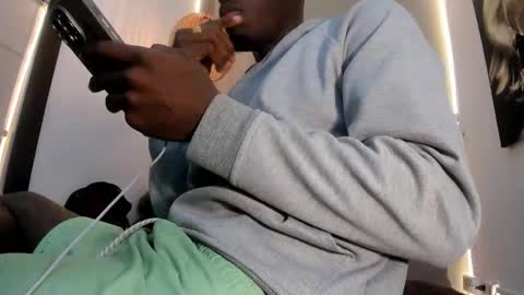 Snapshot of noir_king0 chatting on 02.20.26 noir_king0 online show from 02.20.26