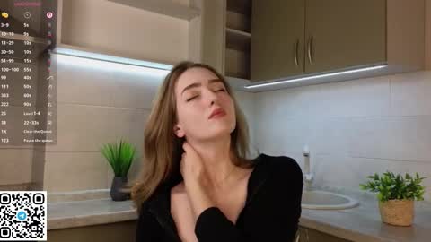 Sophie online show from 03.24.26
