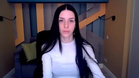 NoirDiva online show from 03.27.26