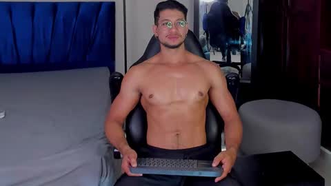 Im Nolan  online show from 02.21.26