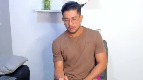 Snapshot of nolan_joness chatting on 05.08.26 Im Nolan online show from 05.08.26