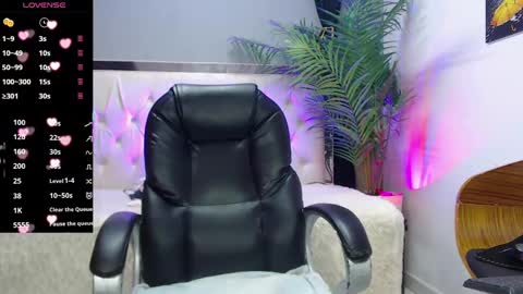 Nolan  online show from 09.13.25