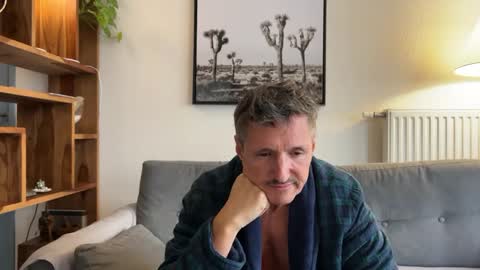 Snapshot of nolo34 chatting on 12.16.25 nolo34 online show from 12.16.25