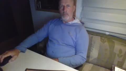 Snapshot of nomadfreedom chatting on 12.13.24 nomadfreedom online show from 12.13.24