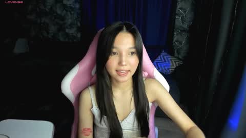 nomi online show from 04.18.26