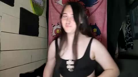 Snapshot of nonbinarybeauty20 chatting on 06.04.26 nonbinarybeauty20 online show from 06.04.26
